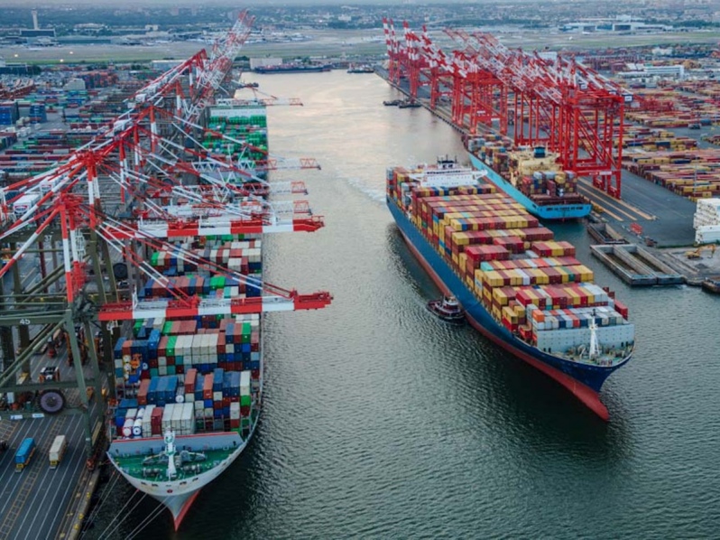 UNE llama a prepararse ante desafíos geopolíticos y alza en costos de importación